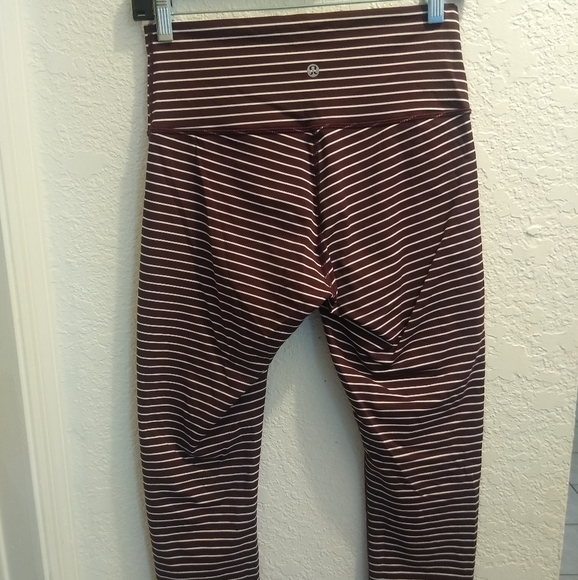 Lululemon Wunder under HR crop Leggings size 8 Adobe stripe parallel LIKE NEW ! - Picture 7 of 9